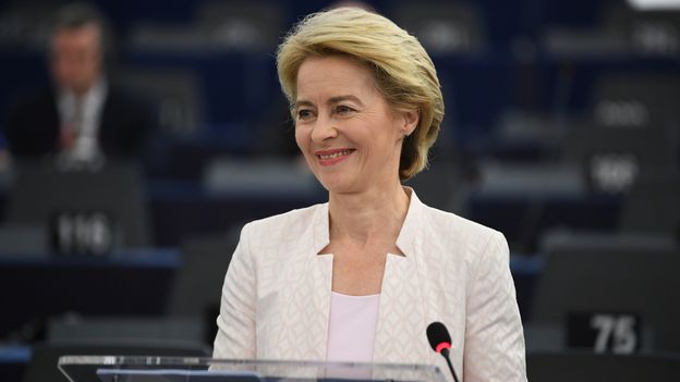 Ursula von der Leyen, première femme élue à la présidence de la Commission européenne
