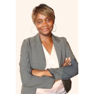 Bertine KALLA epse KOUAM, Directrice Générale de BAMBOO BUSINESS, une spécialiste de la communication digitale.