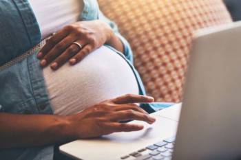   PHOTO GETTY  Les femmes enceintes peuvent maintenant souscrire sans d/u00e9lai ni tracas une assurance vie en ligne.