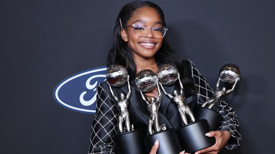 Marsai Martin, la star de Black-Ish, établit un record Guinness en devenant la plus jeune Productrice Exécutive d'Hollywood à 14 ans