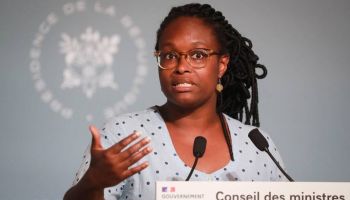 L’ancienne porte-parole du gouvernement Sibeth Ndiaye, lors d'une conférence de presse au Palais de l'Elysée, le 27 mai 2020, Reuters