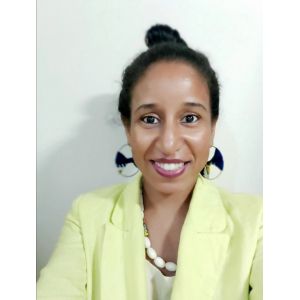 Sitti ABDALLAH épouse MSHANGAMA, Entrepreneure et Coordinatrice projets, Co-fondatrice GAMA Consulting en France