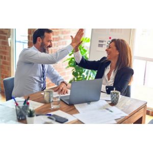 L’Italie introduit l’égalité salariale entre hommes et femmes dans une loi