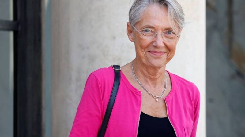 «Allez au bout de vos rêves» : Elisabeth BORNE, nouvelle Première Ministre en France,  dédie sa nomination à «toutes les petites filles».