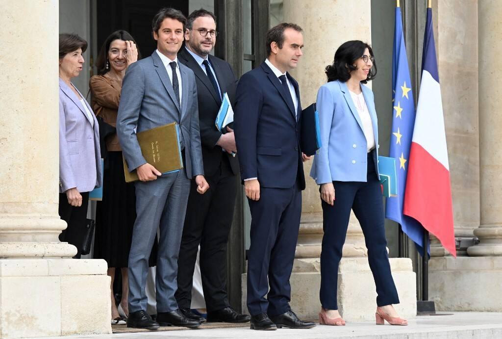 Remaniement : Matignon rappelle l'exigence de parité dans les cabinets ministériels