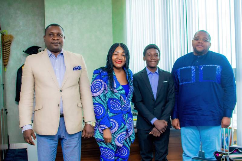Congo Brazzaville : Mme Bel Lauretta TENE, Associée Directrice Générale du Cabinet Afrique RSE Congo, Patronne du média Dirigeantes, leadership au féminin et son Assistant M. NGOMA PELLOT Clint Noa reçus en audience par M. Rudy Stéphen MPIERE NGOUAMBA AMBILA ainsi que  M. NTADI MASSEMEBO Roland Judicaël, respectivement Directeur Général des petites et moyennes entreprises et Directeur Général de l’Artisanat